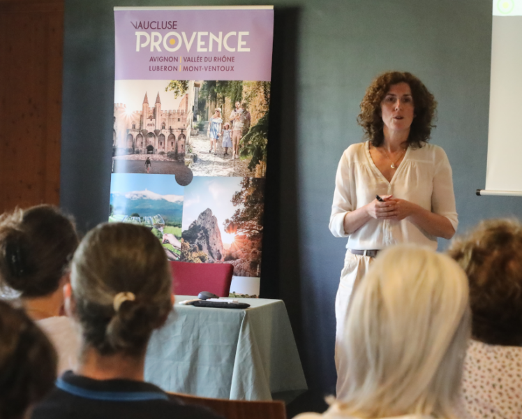 Tourisme : des outils pour la transition des pros