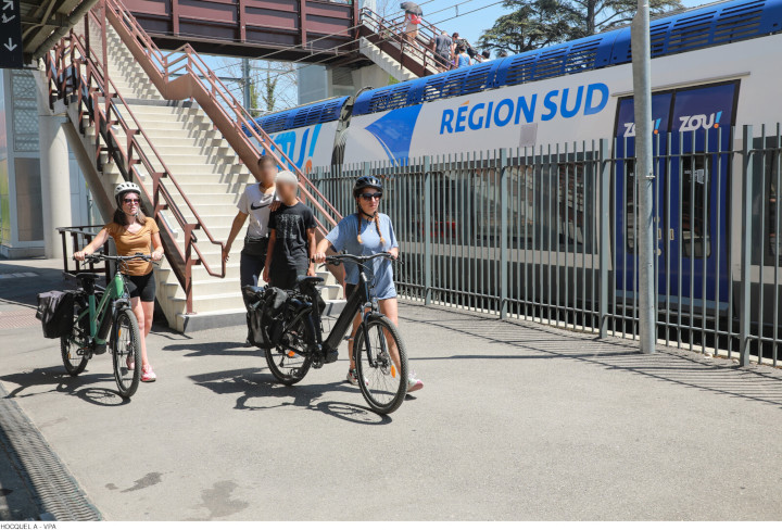 L'intermodalité vélo - gare@Alain-Hocquel