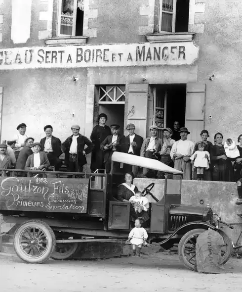 café Courgeau en 1910